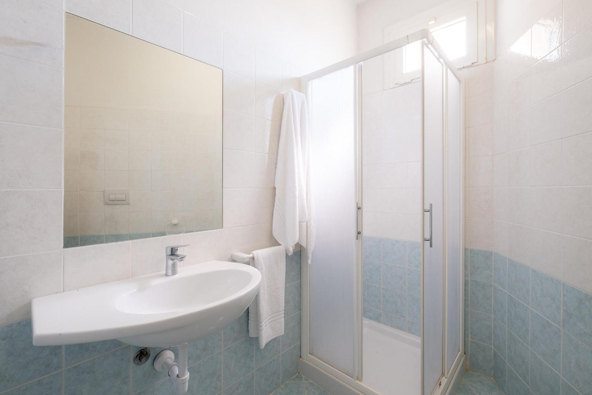 Hotel Crown 3*
